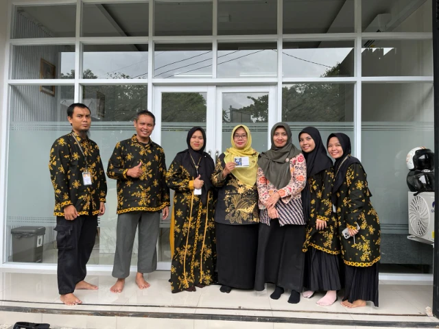 1739598077597-Kunjungan Kemenag Kota