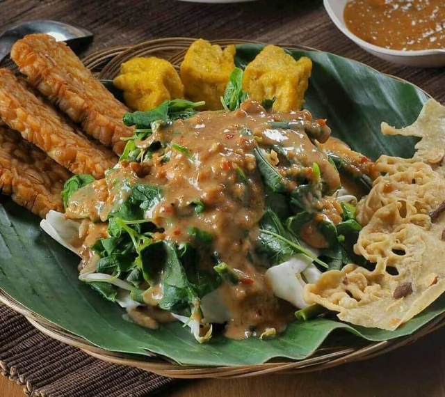 1714447516119-pecel-60d169f437f4b95a326098e2