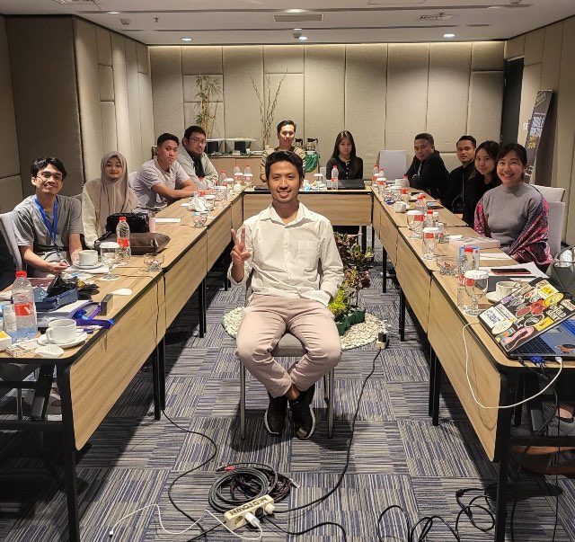 1733497550243-unlock 3.jpeg