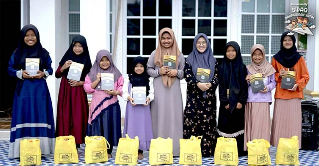 1745807345045-Foto Yatim 3 (LP).webp