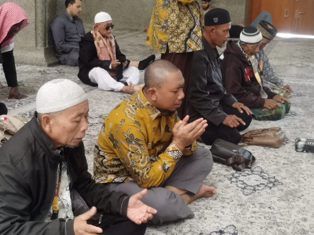 1747327353051-WhatsApp Image 2025-03-18 at 15.04.00