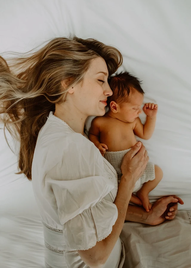 1728719453845-North-London-Newborn-Photography
