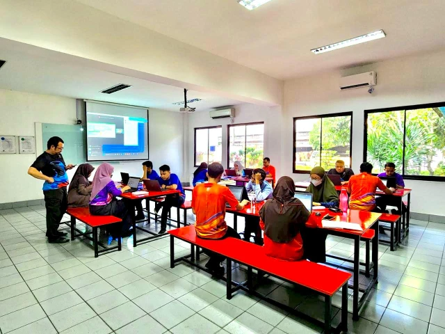 1742364204607-WhatsApp Image 2025-03-19 at 13.02.53