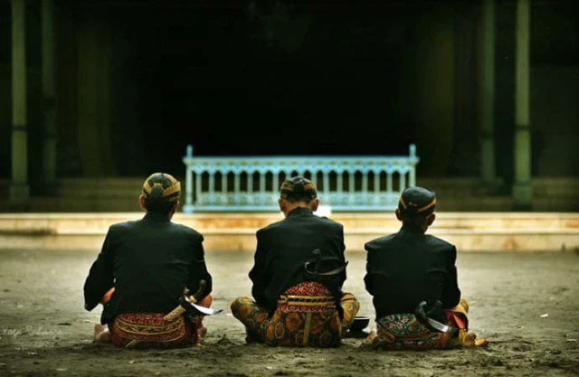 1736857551939-kebudayaan-jawa (1)