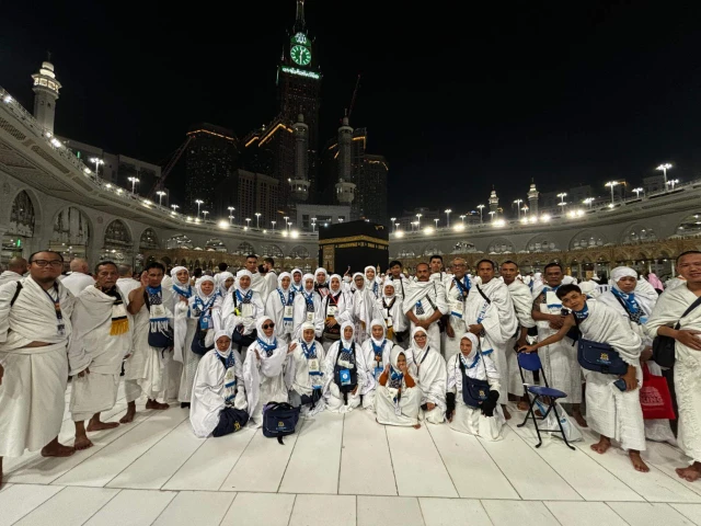 Foto Ka'bah Malam Hari - Paket Umroh IMMAN GROUP
