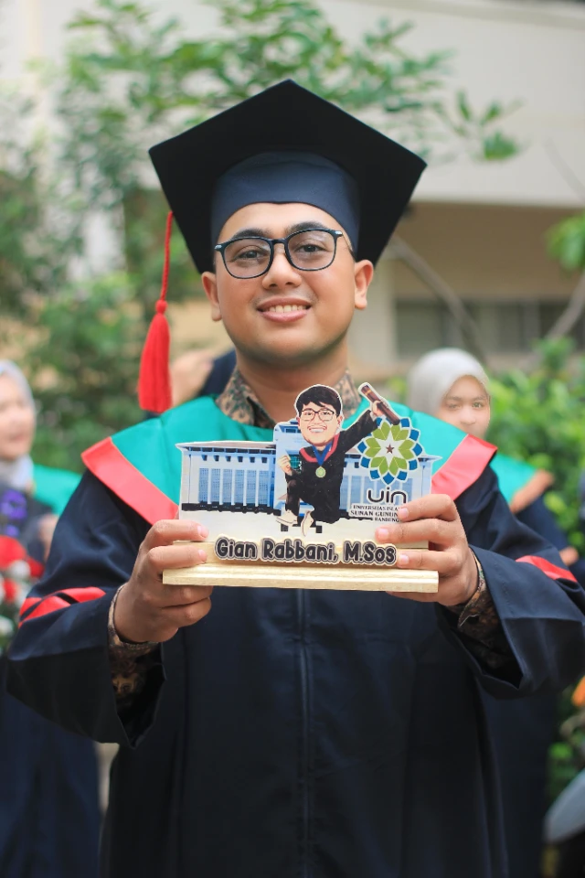 1737611202509-1687516625397