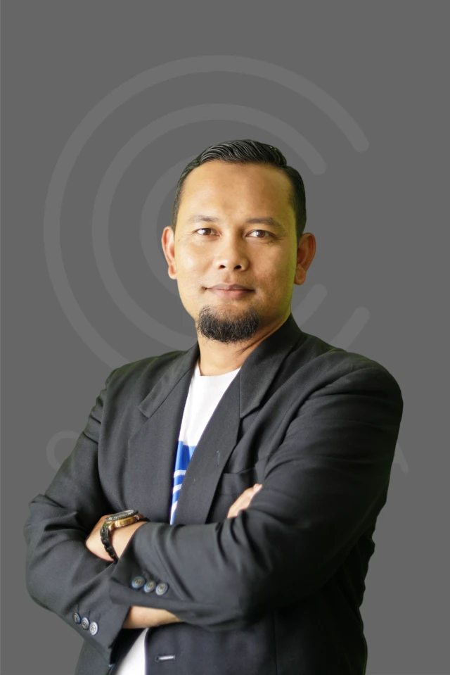 1756946694495-Jas-Hitam-CEO-2