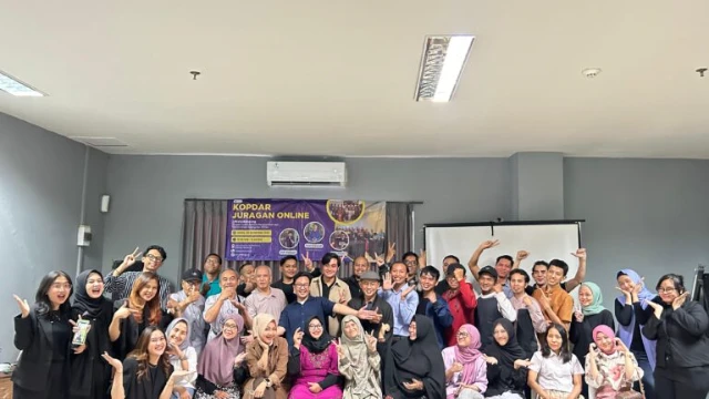 1754111750081-kopdar 1.webp