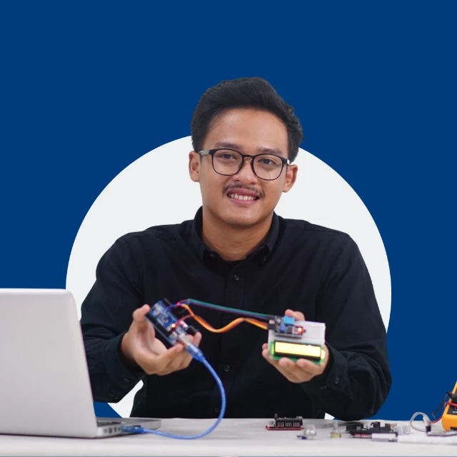 1759811646869-Kelas Project