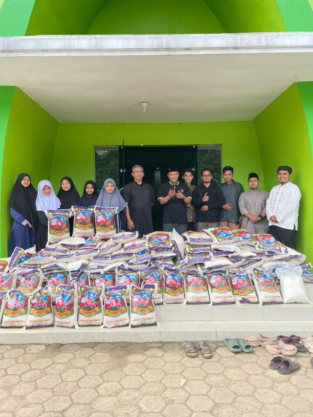 1761123258289-bantuan beras dari donatur.webp