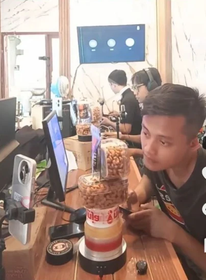 1761279424320-Screenshot_135