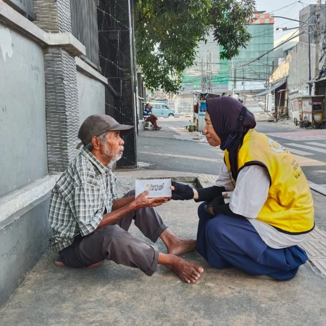 1763030898177-berbagi makanan setiap hari.webp