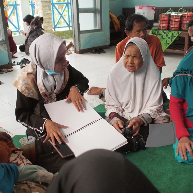 1763031346797-ngaji bersama tunanetra al-quran braille.webp