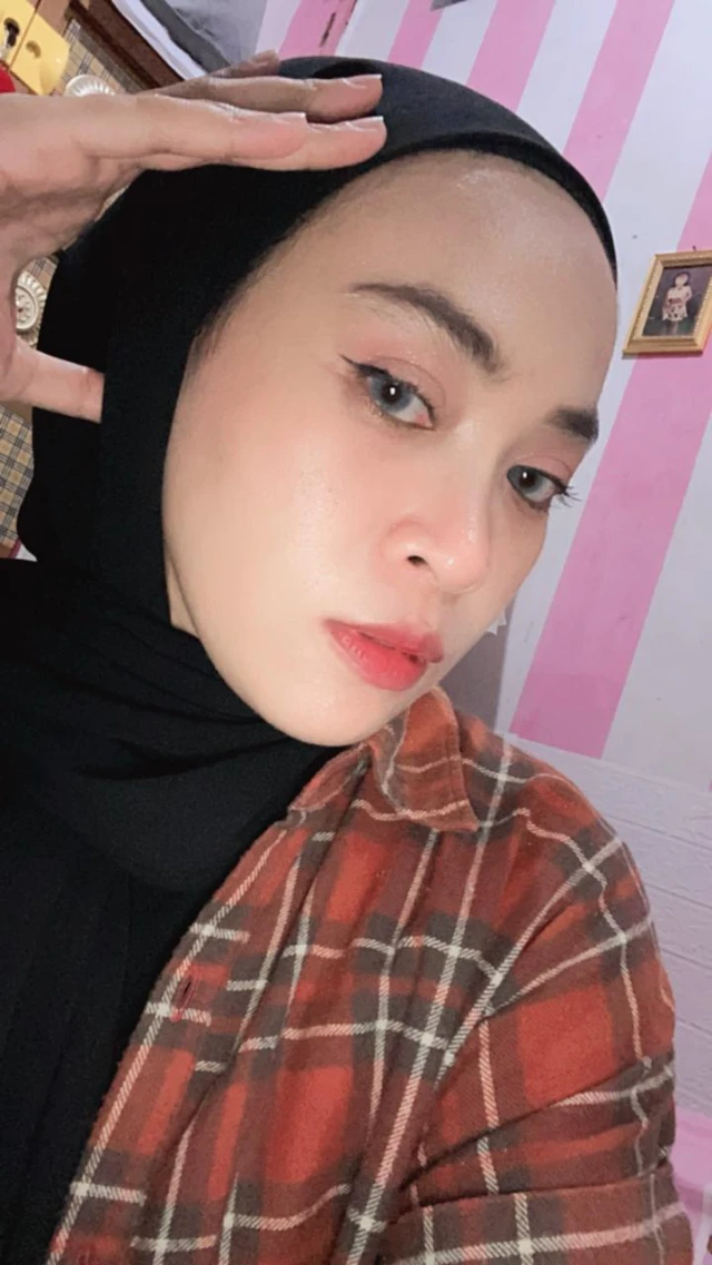 testimony-https://cdn.scalev.id/uploads/1764071177/AJQ3F7v0vcqIU7xvorurGg/1764071177671-WhatsApp-Image-2024-11-10-at-13.09.43.webp