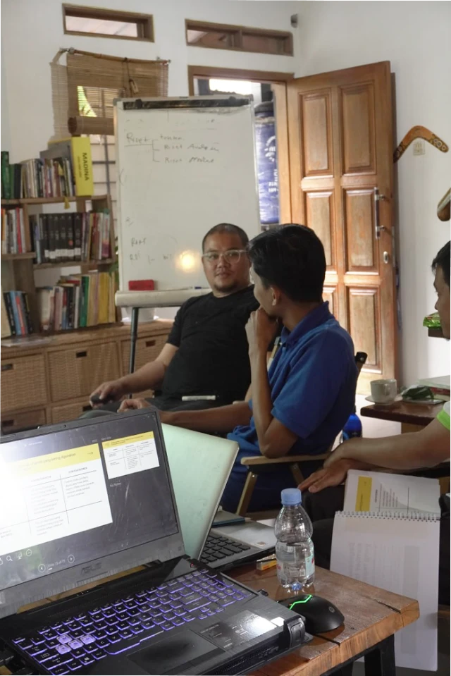 1765873391861-photo_2025-11-19_15-42-20 1.webp