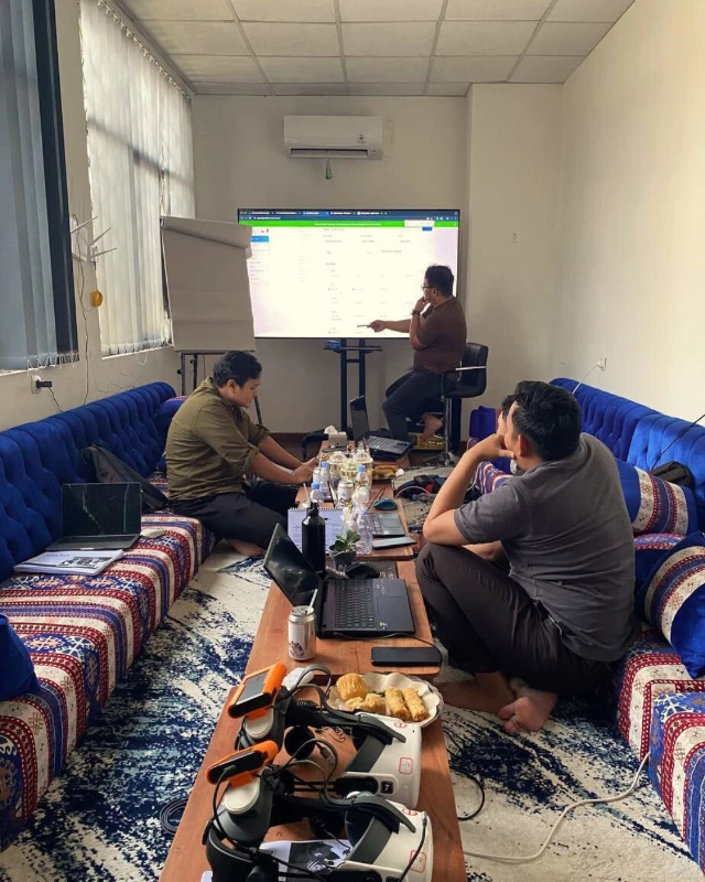 1765873669282-1 4.webp