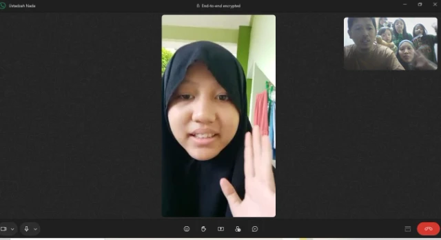 testimony-https://cdn.scalev.id/uploads/1769829917/Vr-Ld76nbg7ZZwuFzGaiuQ/1769829916490-video-call-hasna.webp