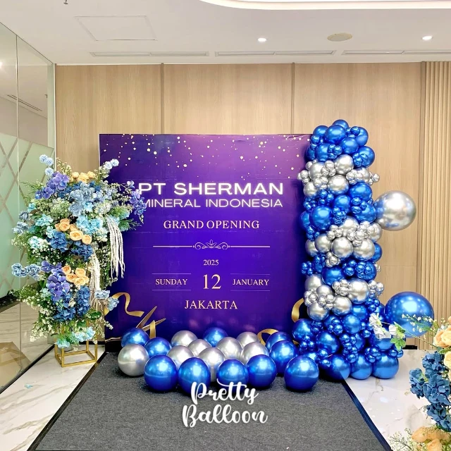 1772252869480-Blue vibes all around!💙Backdrop + ceiling balloonsnya bikin kantor auto jadi happy place!😍🫶Bi