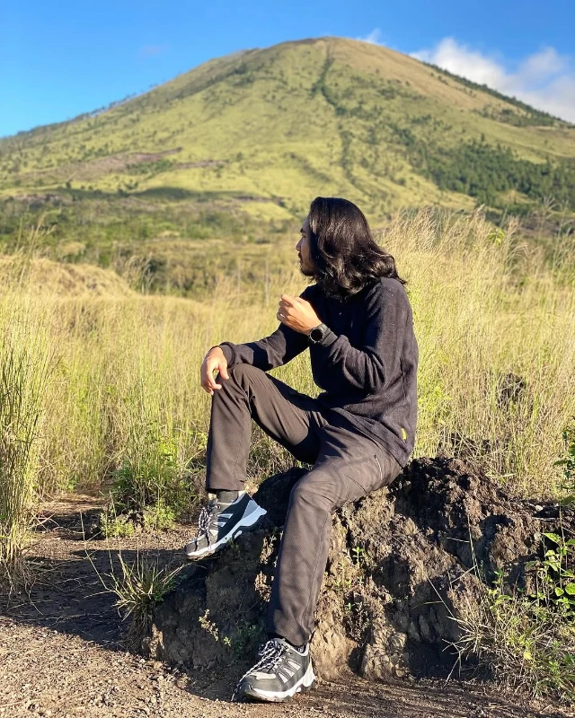 1775617696820-hiking (1).webp