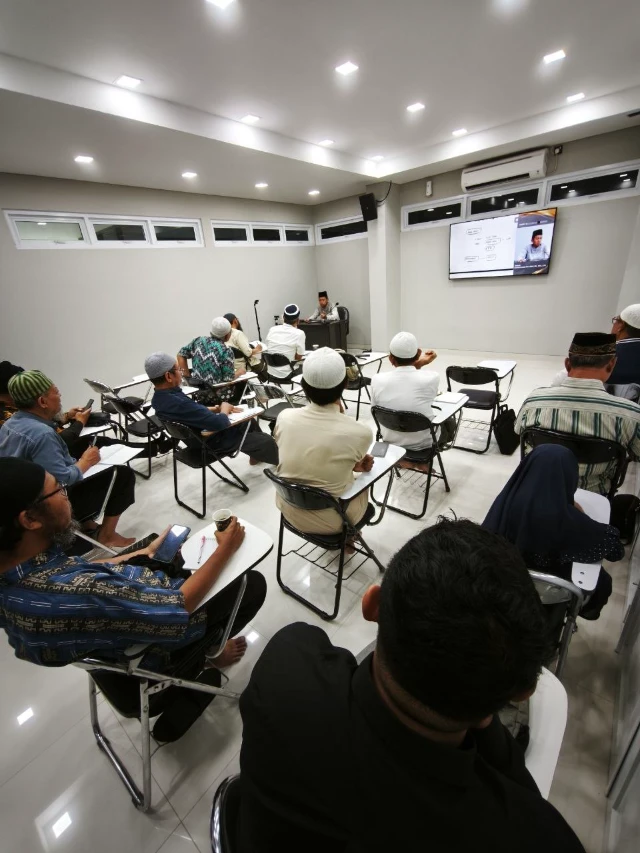 1776045175897-photo_6104666717410758276_y