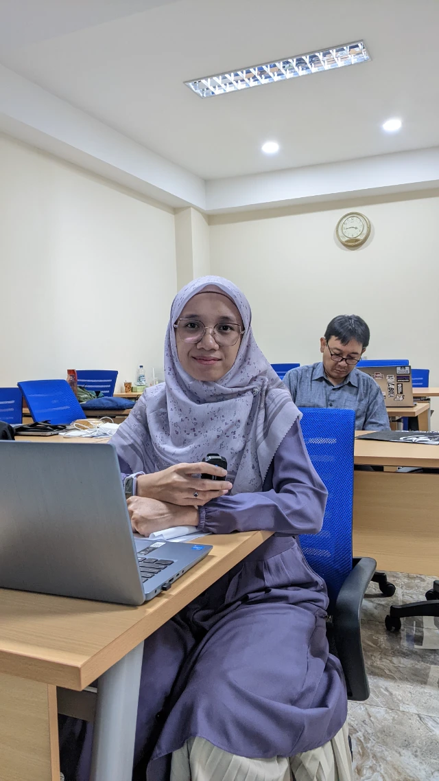 testimony-https://cdn.scalev.id/uploads/1777007135/FPie1SybqblhN0PNWTGdvA/1777007063359-Narita-Febriawaty-Distributor-alat.webp