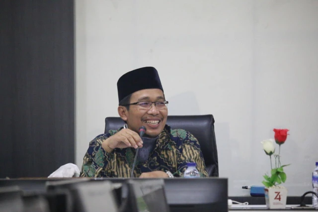 testimony-https://cdn.scalev.id/uploads/1777382126/tdfhuu6szWOCgPx-aZTKpw/1777382127091-waryono.webp
