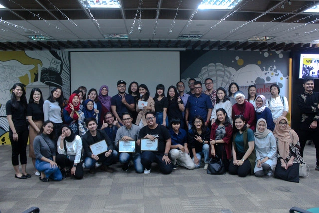 Bersama peserta seminar