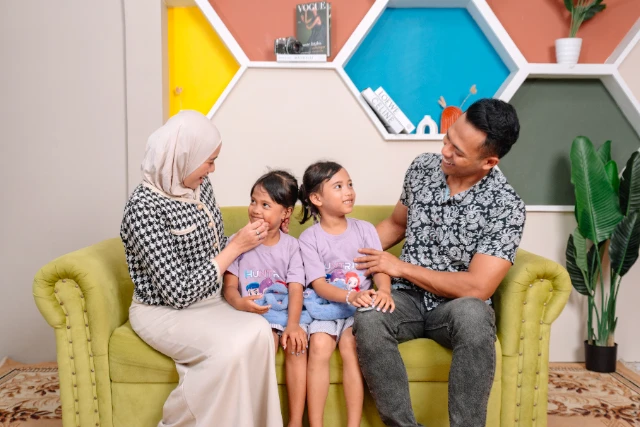 Set Foto Keluarga Colorful Adiwerna